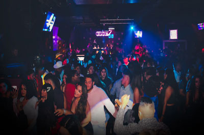 Club 06 ofrece lo mejor del trap, hip hop, reggaeton, salsa, merengue y mas!